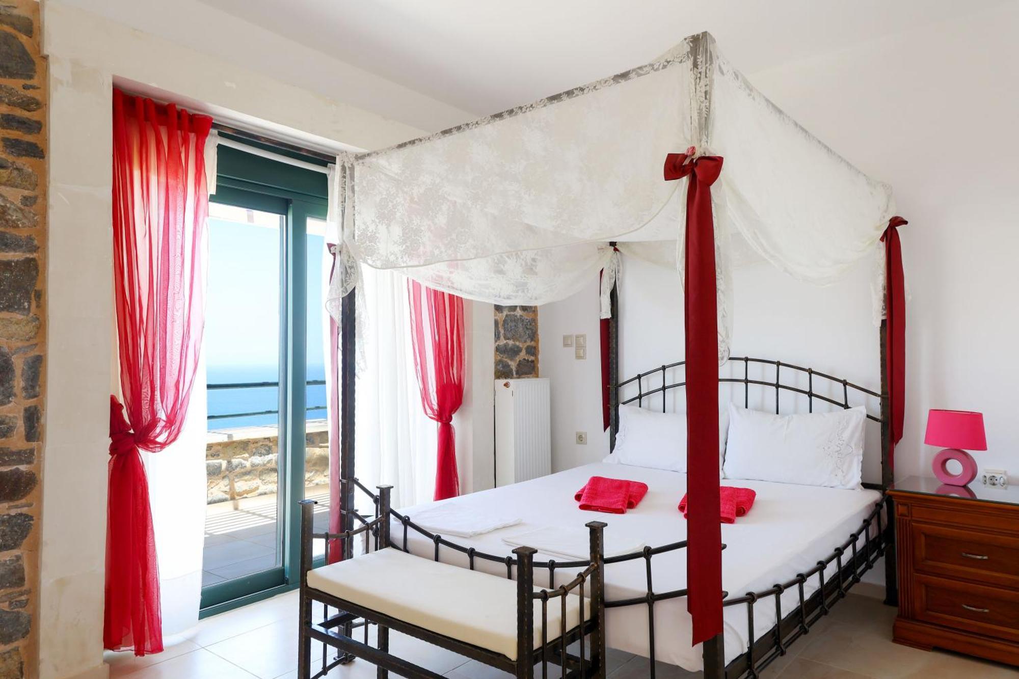 Roussa Village Sitia  Room photo